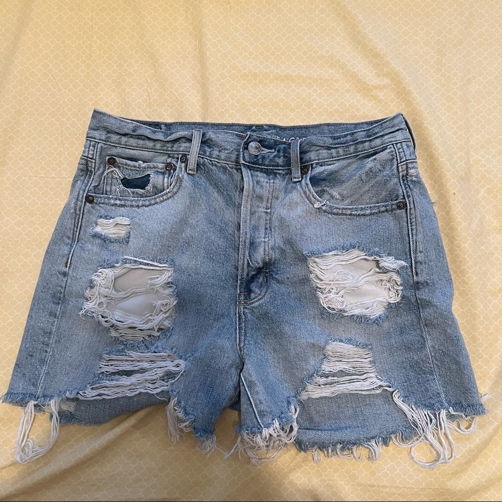 American eagle 90s boyfriend shorts